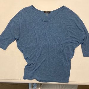 Women’s dolman sleeve top